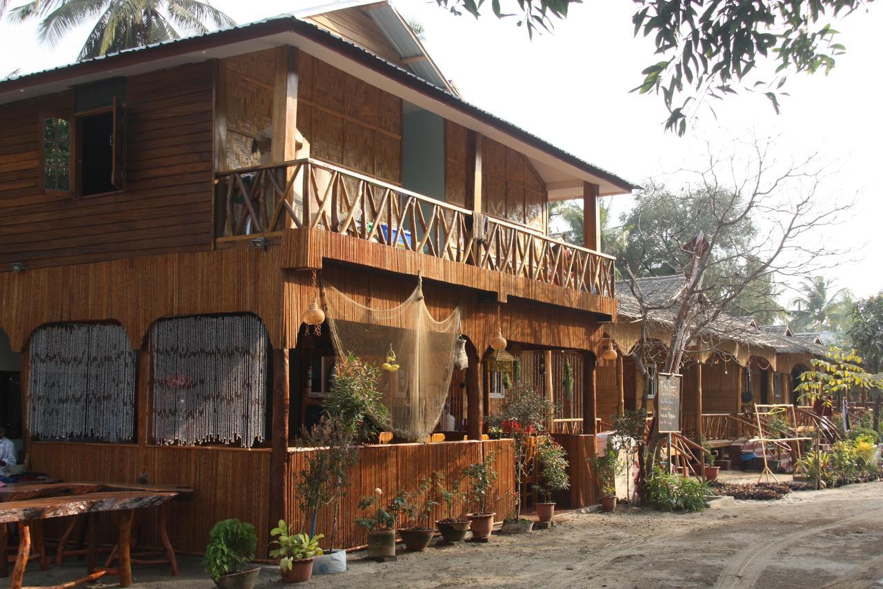 Soe Ko Ko Beach House & Restaurant Ngwesaung Exterior photo